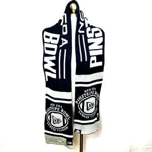 Yankee Stadium Reversible Football Scarf New Era Pinstripe Bowl NWOT